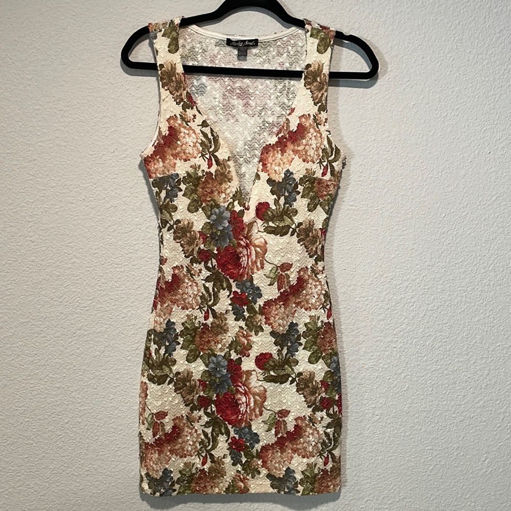 Funky Soul Low Cut Floral Dress